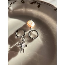 Серьги Конго с натуральным барочным жемчугом и ангелочком